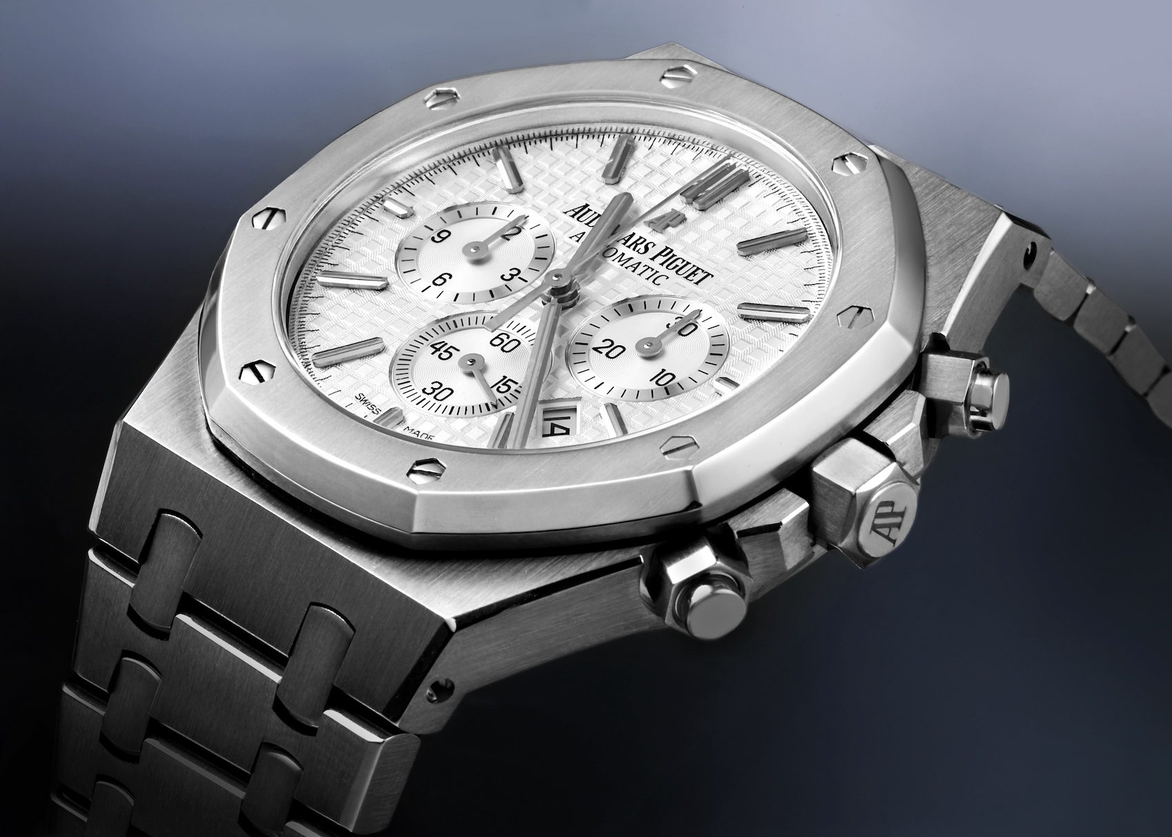 Audemars Piguet Royal Oak Chronograph Ref 26320ST in stainless steel with silver Grande Tapisserie dial.
