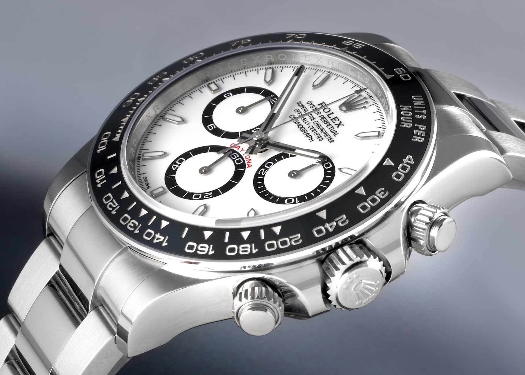 Rolex Cosmograph Daytona in Oystersteel with a white Panda dial and black Cerachrom bezel, reference 126500LN.